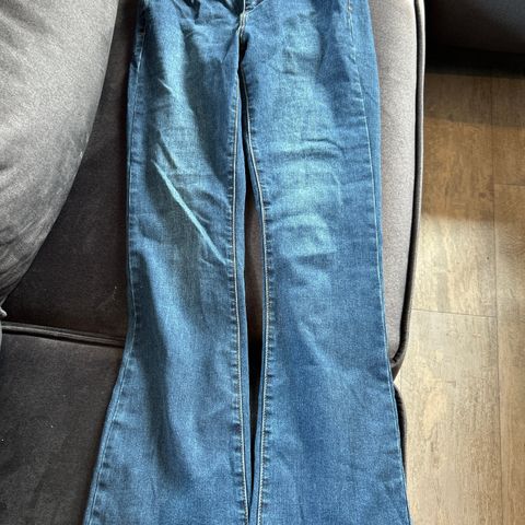 Bootcut jeans