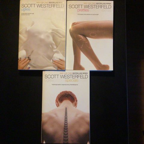 Div. Bøker av Scott Westerfield på Engelsk (Pocket)