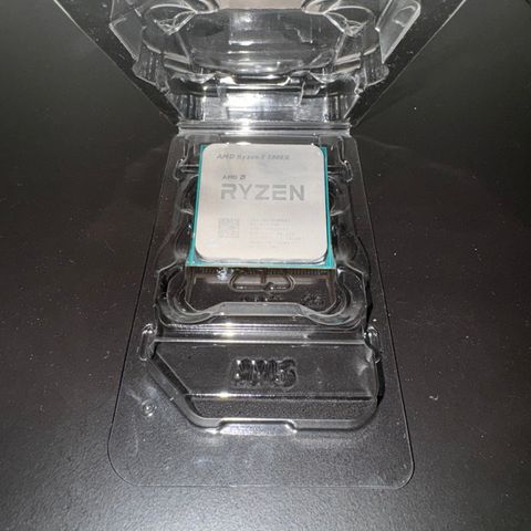 AMD Ryzen 7 5800X 3.8 GHz 8-Core Prosessor