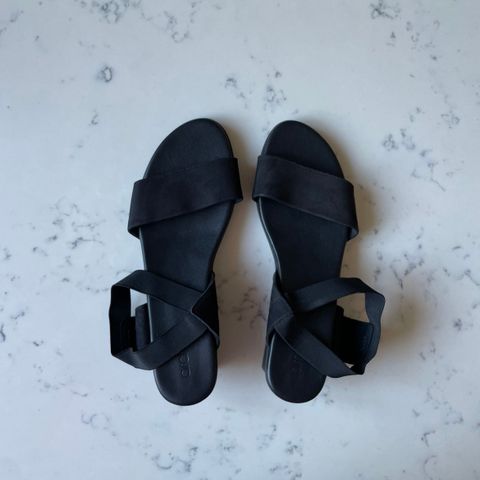 OBIAZE SANDALS 1100 Size 38