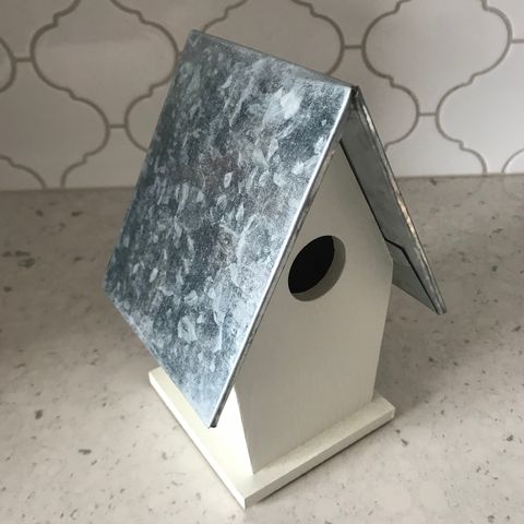 Bird Nesting Box (New)