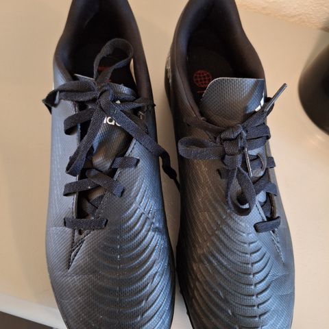 Adidas predator str.43 1/3