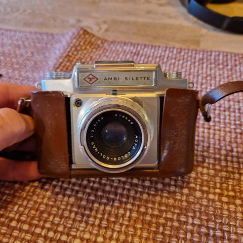 Agfa kamera med veske