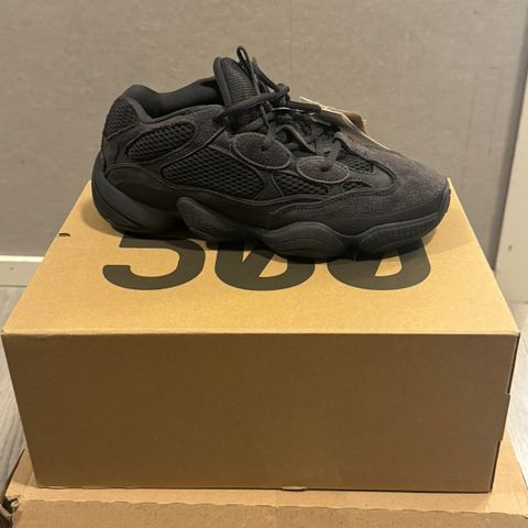 YEEZY 500 Utility Black | str 40