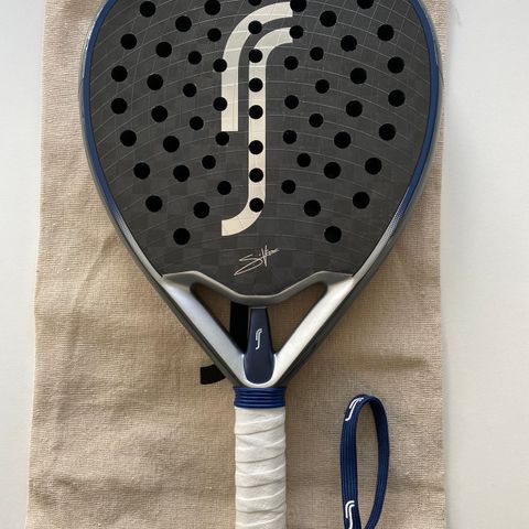 RS Prime Pro Vasquez 2024  Padel racket selges!