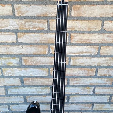 Squire Fretless Jazzbass