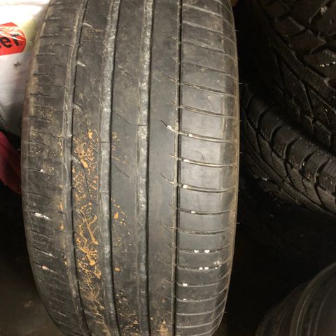 Adreno sport 285/50-R20 CST H