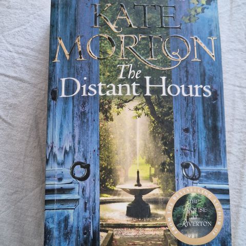 Kate Morton. The Distant hours