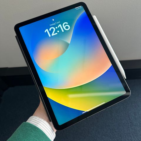 iPad Air 10,9" M1 Wi-Fi + Cellular