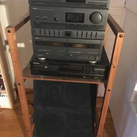 AIWA Stereo kassettspiller CX-75E og Philips CD730