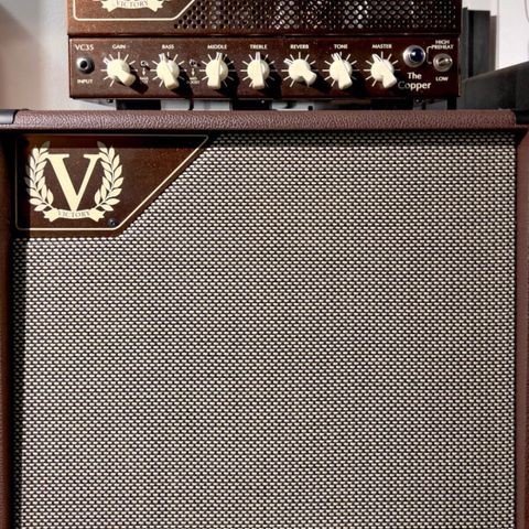 Victory VC35 the Copper head og cab  med Alnico Gold
