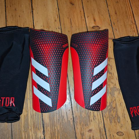 Adidas Predator Mutator Leggskinn