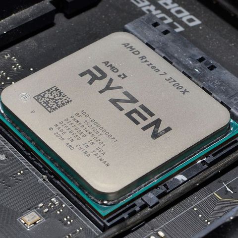 AMD Ryzen 7 3700X Prosessor