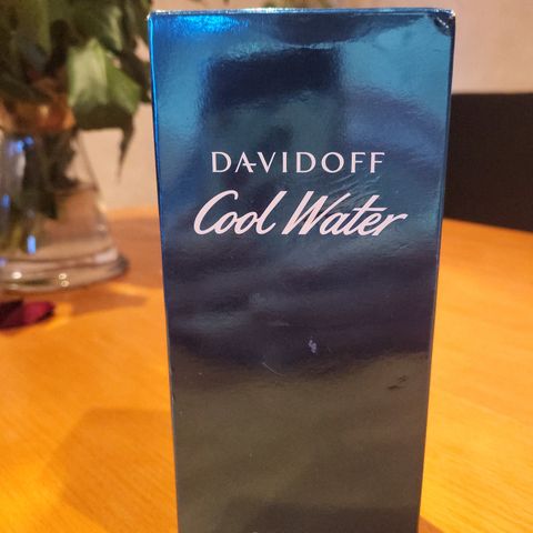 DAVIDOFF Cool Water 200 ml til salg 600 kr.