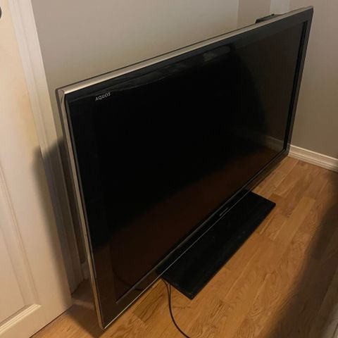 Sharp TV 52" LC-52HD1E