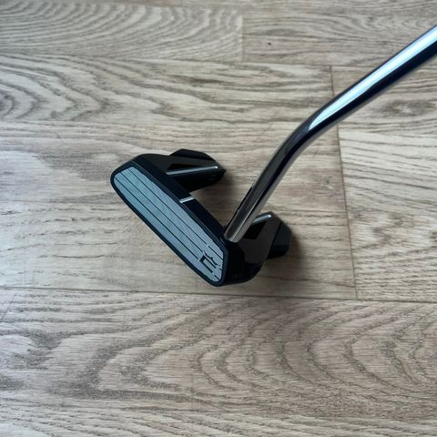 «Reservert» Cobra King Supernova 3D putter (lengde 34’’)