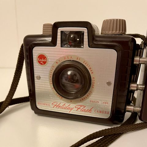 Vintage kamera: Kodak Brownie Holiday Flash