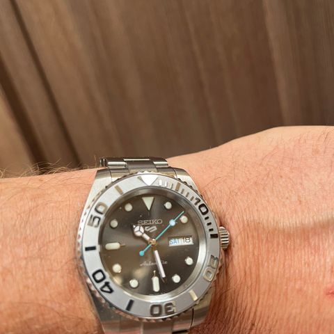 SEIKO Yachtmaster mod fra klokkebua.