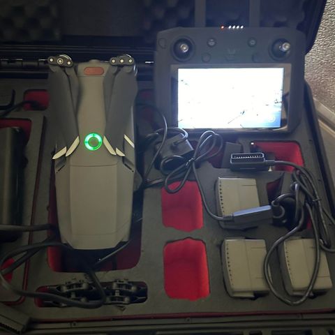 DJI Mavic Pro 2 drone med skjerm kontroller og koffert. Se bilder...