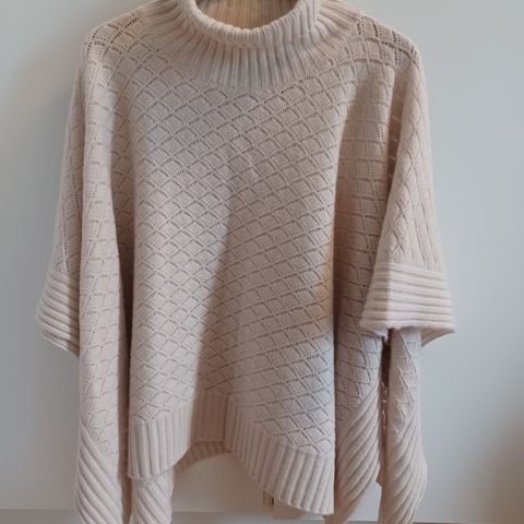 Kasmir poncho- beige