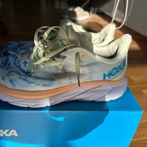 Hoka joggesko