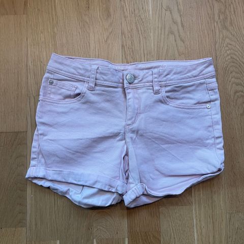 Shorts til dame i str. 32