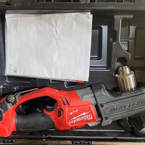 Milwaukee M18 Hole hawg