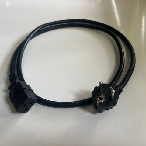 Kabel C19 - Schuco 3x2,5 mm² 16A