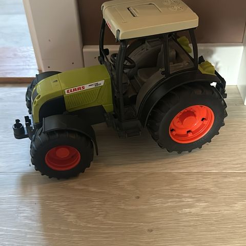 Bruder Fendt traktor