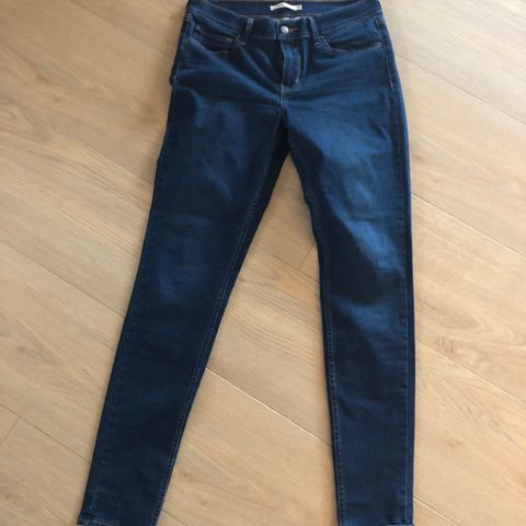 Levis 710 super skinny