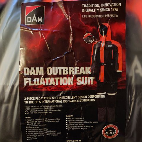 DAM Outbreak todelt flytedress