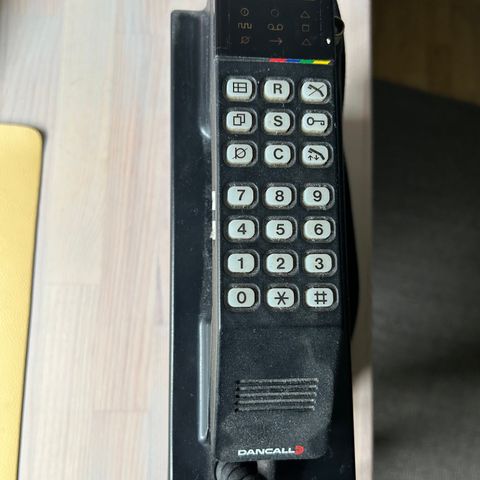 Gammel mobiltelefon