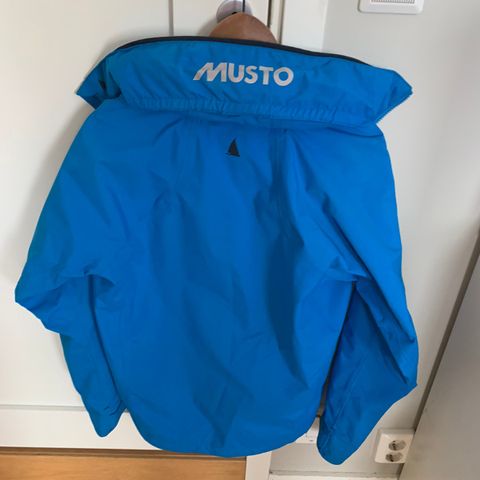 Musto seiljakke str S