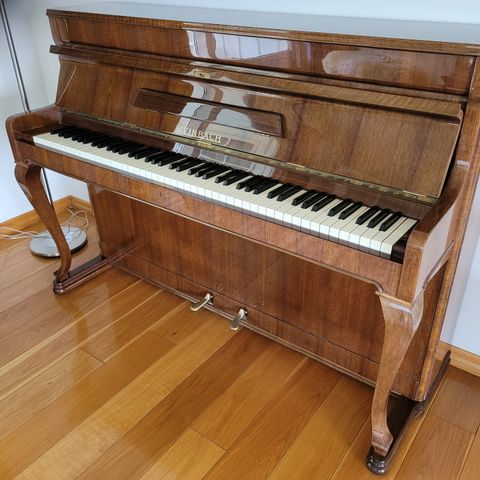 *RESERVERT* Weinbach piano