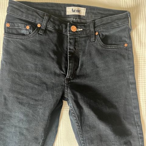 Acne jeans 27/32