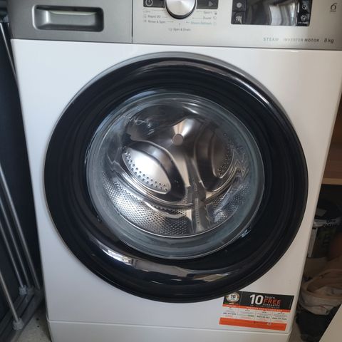 1 år gammel Whirlpool vaskemaskin
