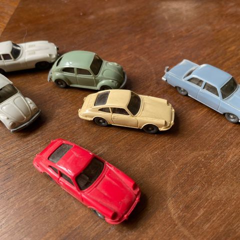 Wiking 1/87 modellbiler (Opel, Jaguar, VW og Porsche)