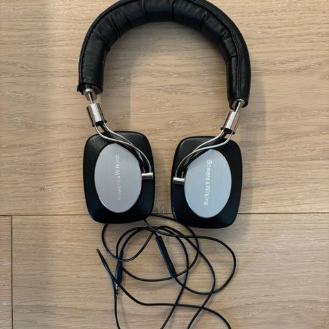 Hodetelefoner fra Bowers and Wilkins (P5)