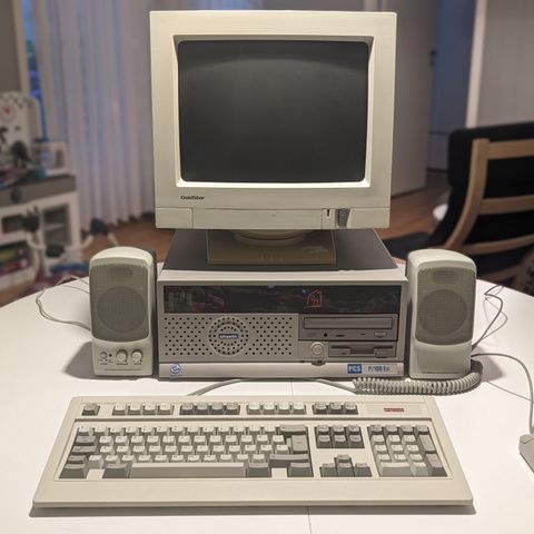 Komplett retro maskin - Olivetti PCS P/100 En