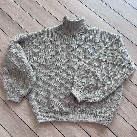 Hjemmestrikket genser, Texture Sweater fra Isager