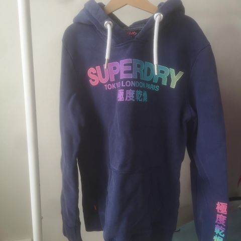 Superdry hettegenser str M