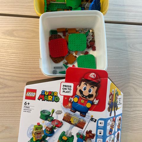 4 sett super mario Lego selges samlet