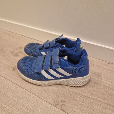 Adidasjoggesko str 33