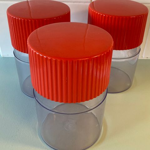 Acton Bjørn vintage plastbeholdere