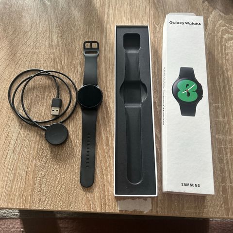 Samsung Watch 4