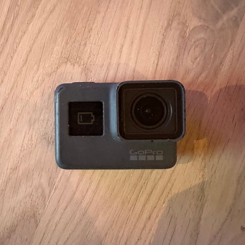 GoPro Hero 5 (m/deksel og minnekort)