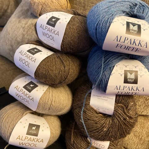 Alpakka wool, tweed og forte 8 nøster sanmlet pris