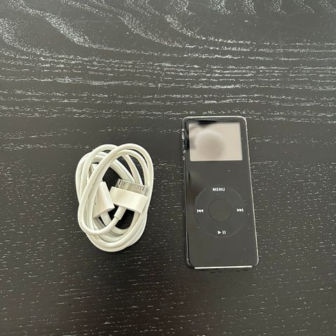 Apple iPod nano 2GB - 1st Gen