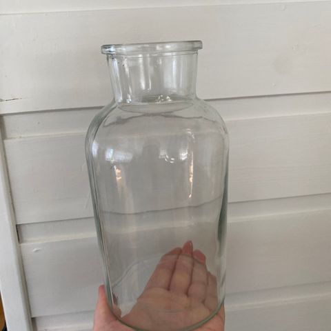 Glassvase selges