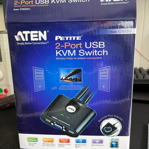 Aten KVM Switch - CS22U
